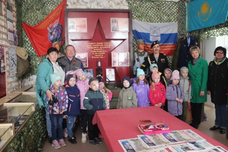 Ребята МДОУ детский сад «Солнышко» д. Сёмино посетили военно-исторический музей «Боевой славы»