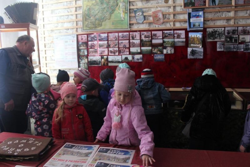 Ребята МДОУ детский сад «Солнышко» д. Сёмино посетили военно-исторический музей «Боевой славы»